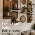 Déco murale en bois et métal apportant chaleur et modernité au salon.