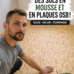 Planche de sol en OSB et mousse posée dans un intérieur chaleureux