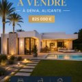 Vue ensoleillée d'une villa à Denia, Alicante, entourée de verdure.